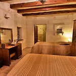 Hotel Harman Cave 3*