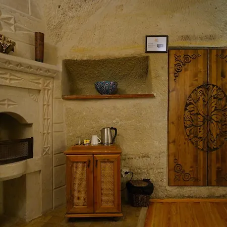 Harman Cave Hotell