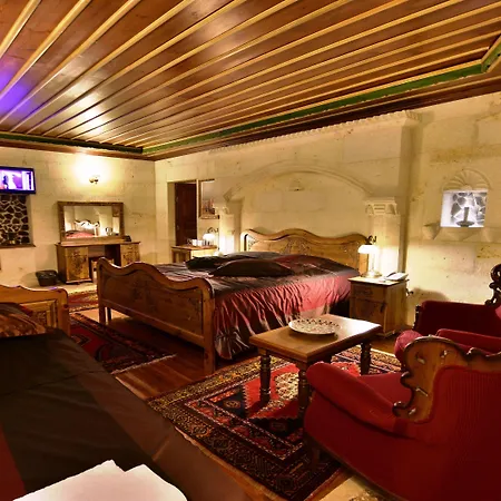 Harman Cave Hotel 3*