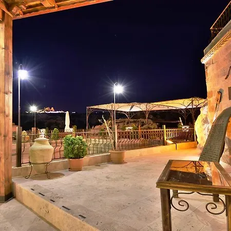 Harman Cave Hotel