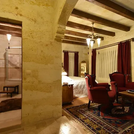 Harman Cave Hotel 2*
