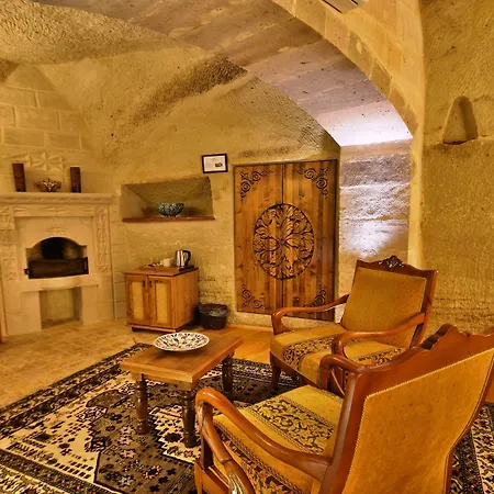 Harman Cave Hotel
